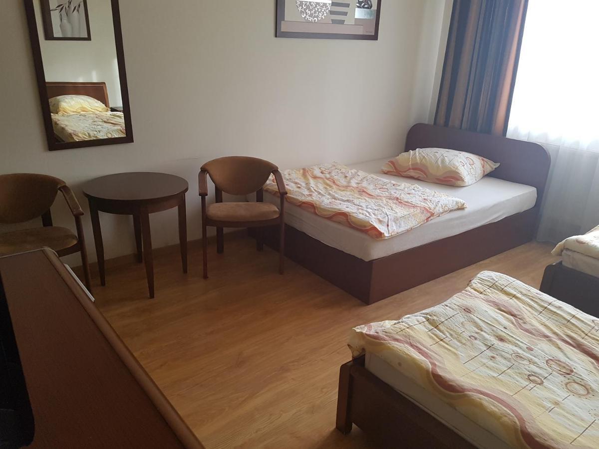 Villarenoma Надажин Екстериор снимка